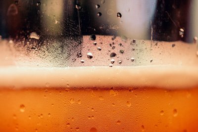 Mannen ruilen het pilsje steeds vaker in voor alcoholvrij